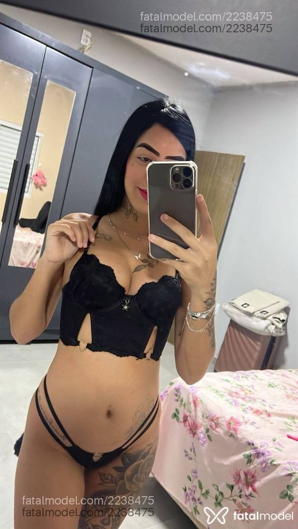 Acompanhante mulher morena (o) de olhos castanhos em Novo Horizonte Acompanhante mulher morena (o) de olhos castanhos em Novo Horizonte - ísis Carvalho