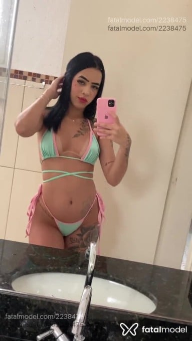 Acompanhante mulher morena (o) de olhos castanhos em Novo Horizonte Acompanhante mulher morena (o) de olhos castanhos em Novo Horizonte - ísis Carvalho