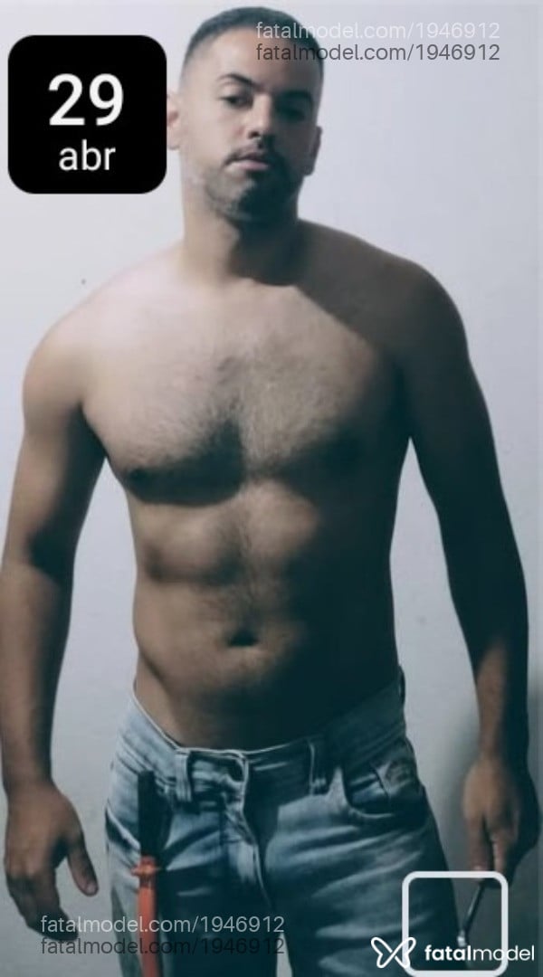 Acompanhante homem morena (o) de olhos castanhos em Joinville - Maximus