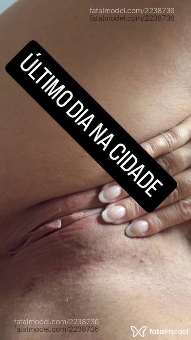 Acompanhante mulher morena (o) de olhos mel - Renata Malévola