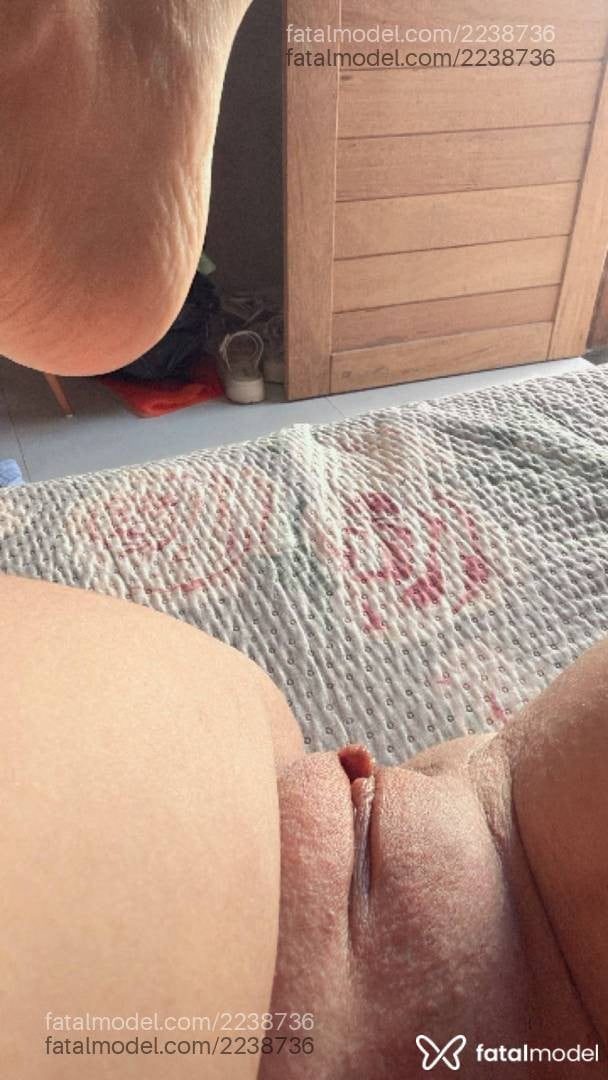 Acompanhante mulher morena (o) de olhos castanhos - Renata