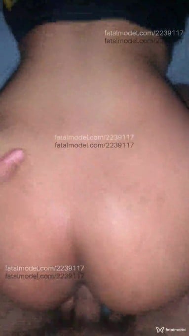 Acompanhante homem com cabelo castanho de olhos castanhos em São Paulo Acompanhante homem com cabelo castanho de olhos castanhos em São Paulo - Lucas Santos