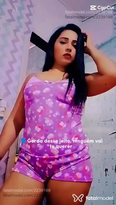 Acompanhante mulher morena (o) de olhos castanhos em Aparecida de Goiânia - Kamilla Mattos