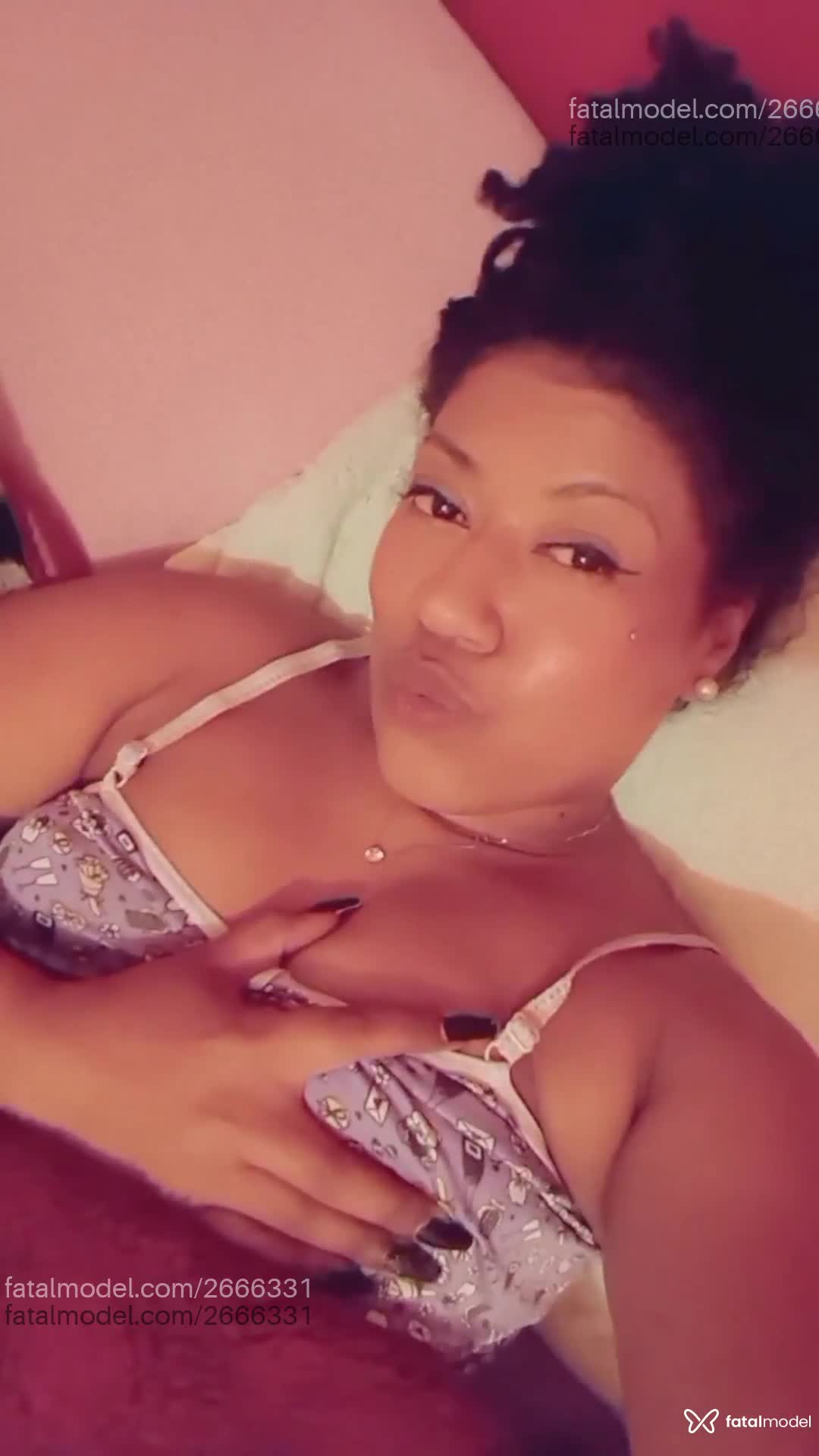 Acompanhante mulher morena (o) de olhos pretos em Agudo - Renata