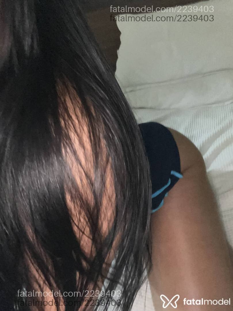 Acompanhante mulher morena (o) de olhos pretos em Salvador - Bruna