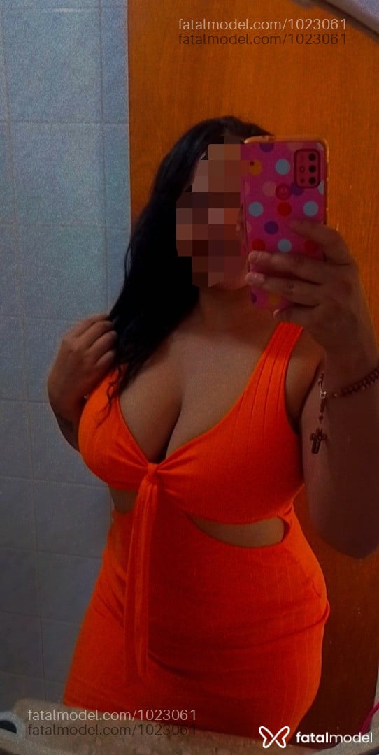 Acompanhante mulher morena (o) de olhos castanhos em Apucarana Acompanhante mulher morena (o) de olhos castanhos em Apucarana - Heloísa Belford