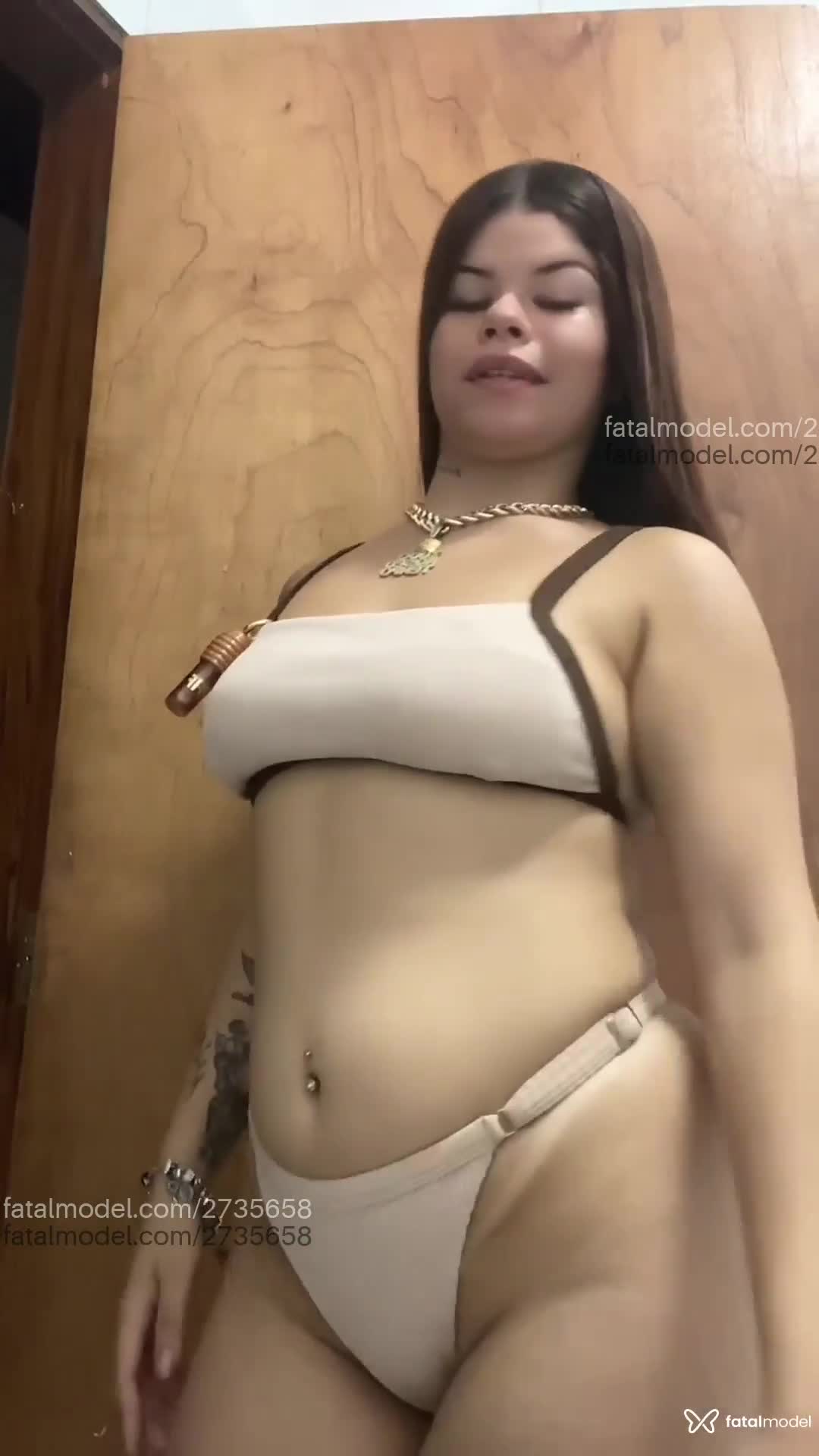 Acompanhante mulher com cabelo castanho de olhos castanhos em Luís Correia Acompanhante mulher com cabelo castanho de olhos castanhos em Luís Correia - Milena