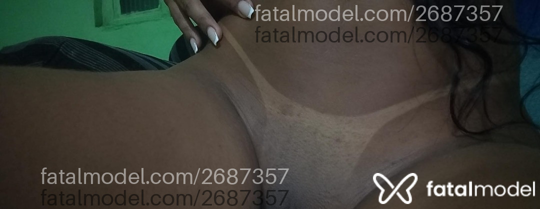 Acompanhante mulher morena (o) de olhos castanhos em Virtual - Lívia
