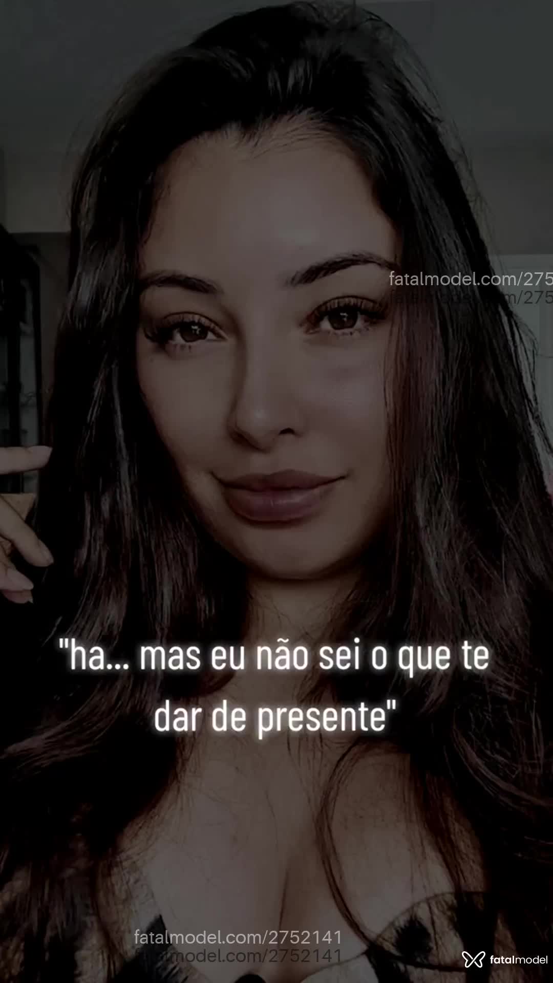 Acompanhante mulher morena (o) de olhos mel em Virtual Acompanhante mulher morena (o) de olhos mel em Virtual - Miahh