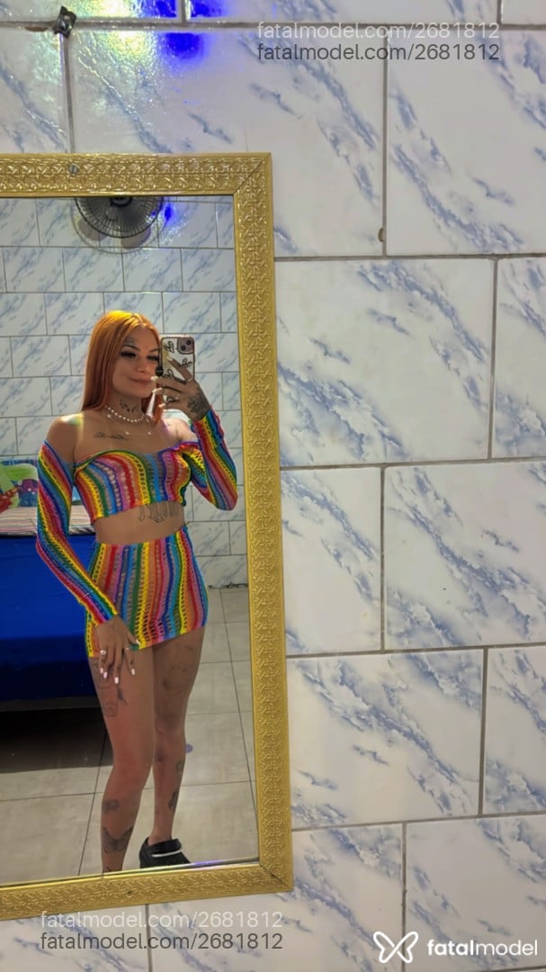 Acompanhante mulher ruiva (o) de olhos pretos em Vitória - Pétala