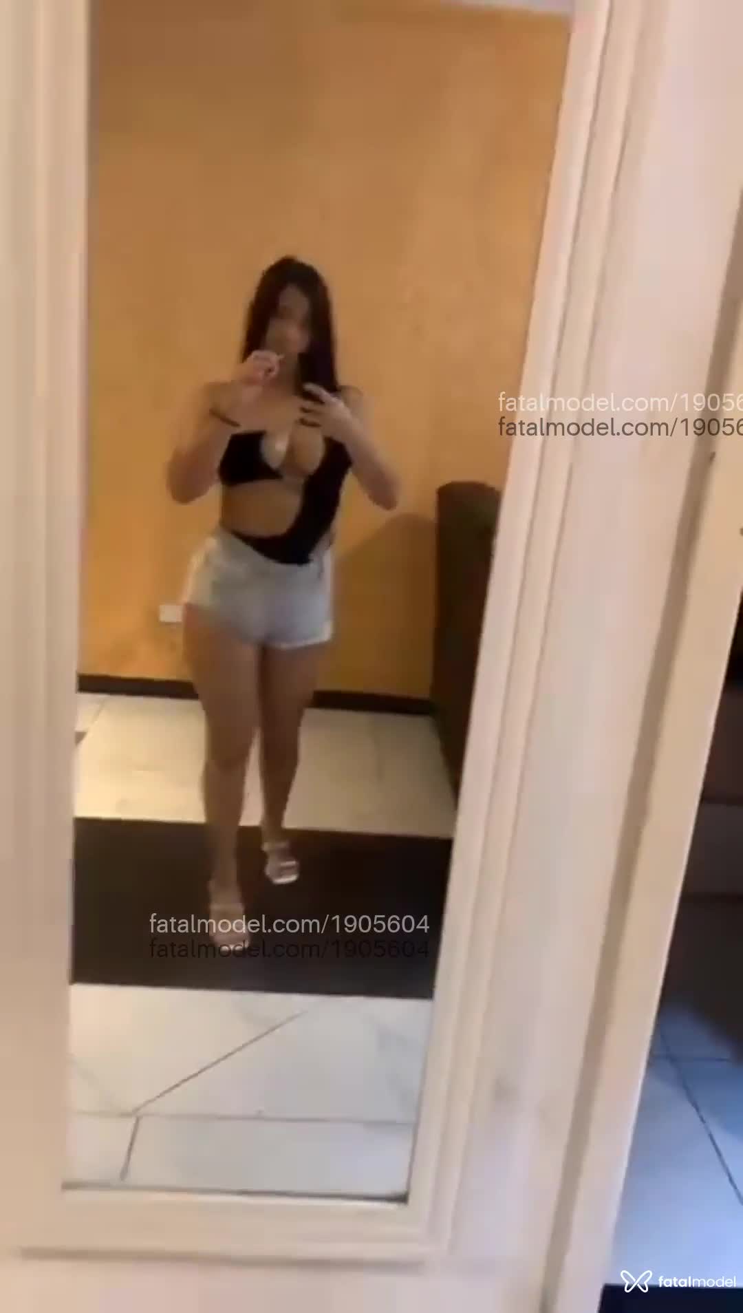Acompanhante mulher morena (o) de olhos castanhos em São Paulo - Mia