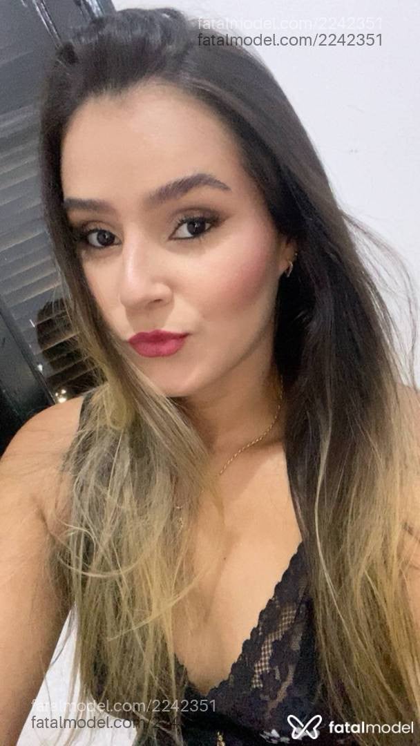 Acompanhante mulher loira (o) de olhos castanhos em Cuiabá - Maria Eduarda