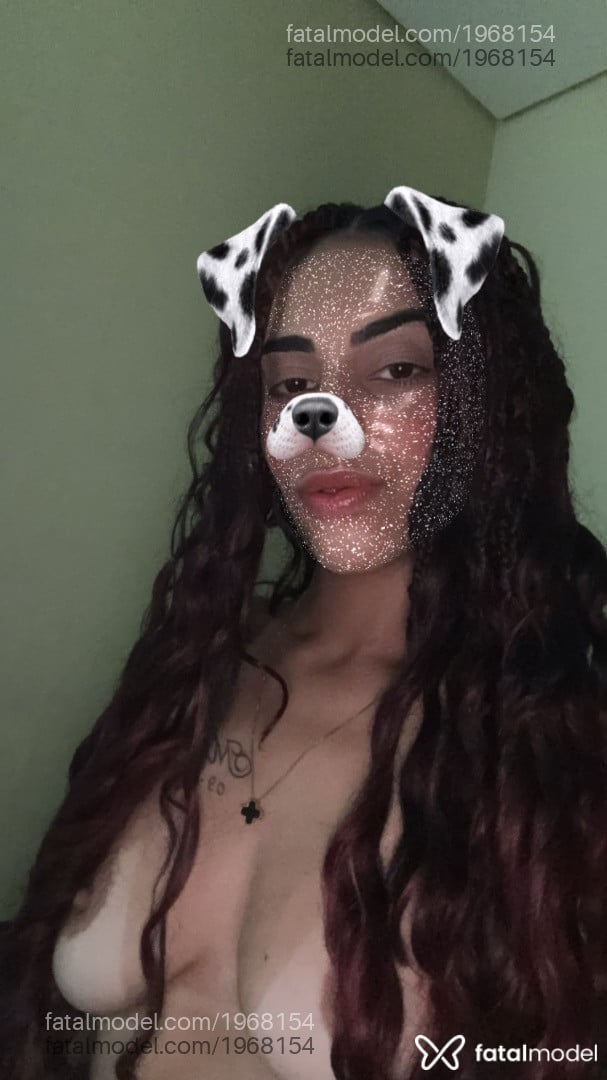 Acompanhante mulher ruiva (o) de olhos castanhos em Virtual - Bebela