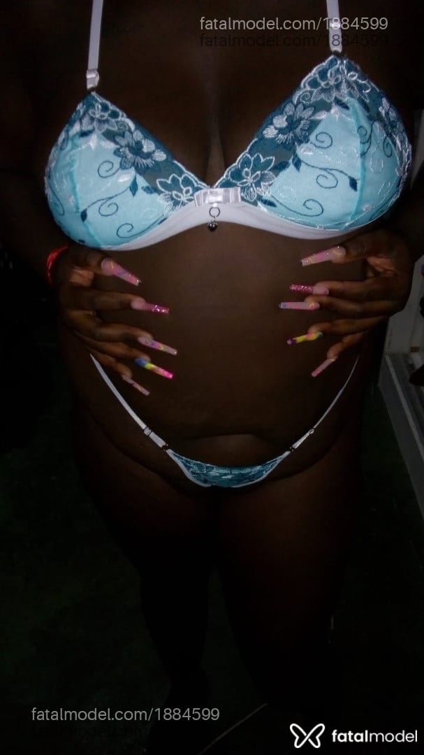 Acompanhante mulher morena (o) de olhos pretos em Rio de Janeiro - Rubyjoiarara