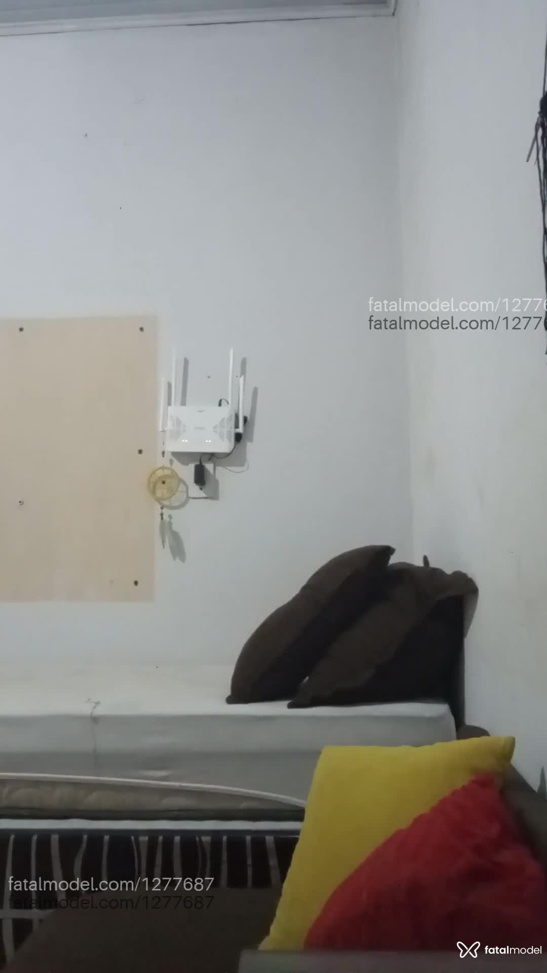 Acompanhante travesti morena (o) de olhos pretos em Catalão Acompanhante travesti morena (o) de olhos pretos em Catalão - Rosário