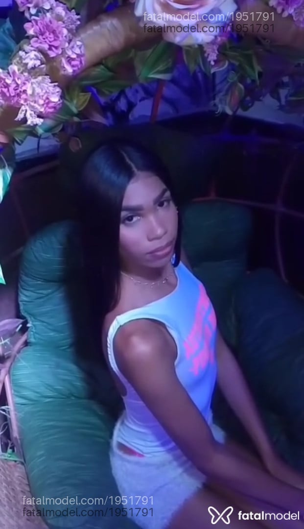 Acompanhante mulher trans morena (o) de olhos pretos em Jundiaí - Cristiana