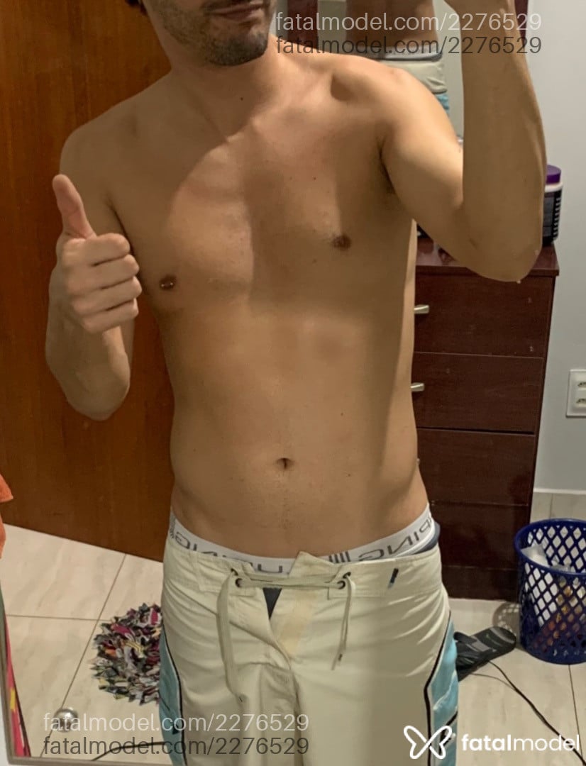 Acompanhante homem morena (o) de olhos castanhos em Passos Acompanhante homem morena (o) de olhos castanhos em Passos - Passivonovo
