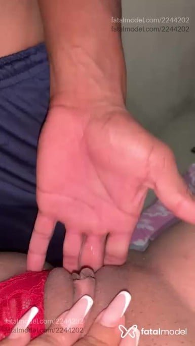 Acompanhante mulher morena (o) de olhos pretos em Janaúba Acompanhante mulher morena (o) de olhos pretos em Janaúba - Nynna
