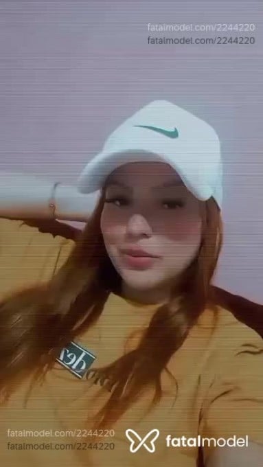Acompanhante mulher ruiva (o) de olhos castanhos - Luah Acompanhante mulher ruiva (o) de olhos castanhos - Luah