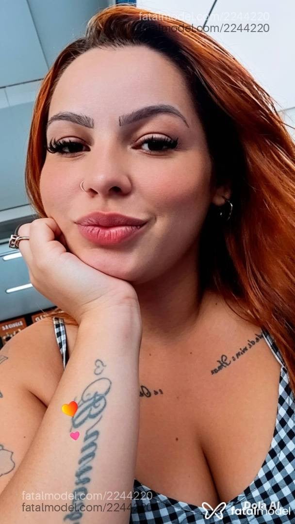 Acompanhante mulher ruiva (o) de olhos castanhos em Rondonópolis - Luah