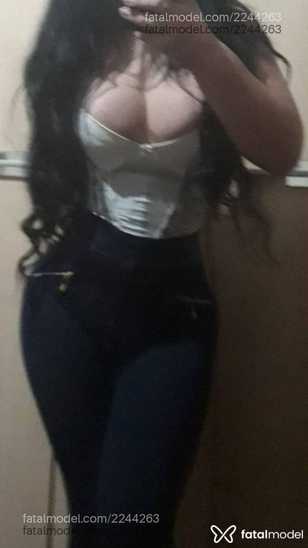 Acompanhante mulher trans morena (o) de olhos castanhos em Ponta Porã - Bela Aldama