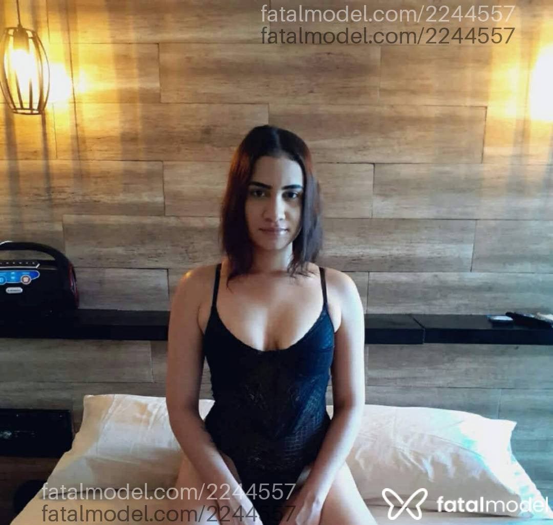 Acompanhante mulher morena (o) de olhos castanhos - Melissa Borges