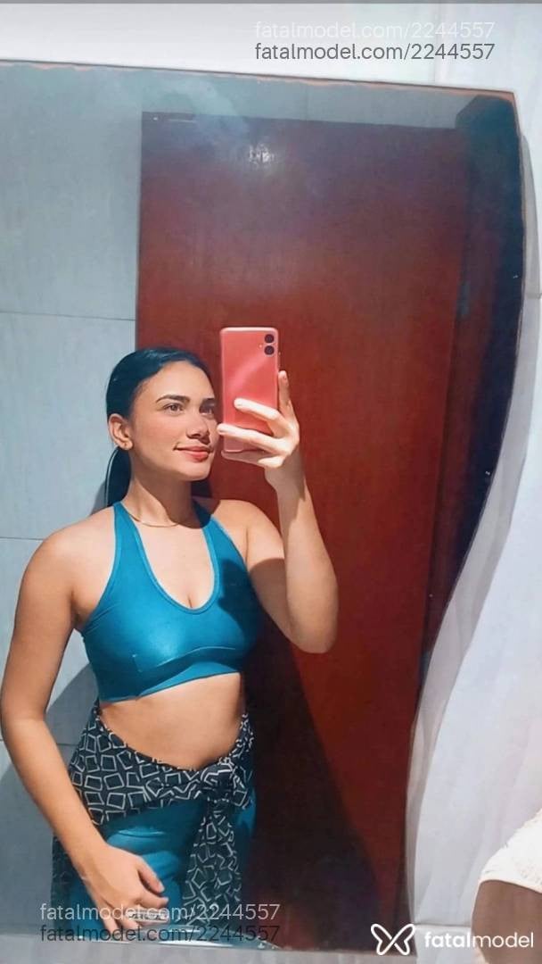 Acompanhante mulher morena (o) de olhos castanhos - Melissa Borges