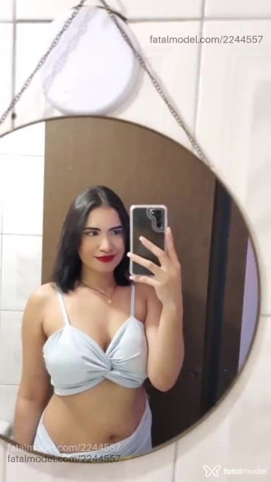 Acompanhante mulher morena (o) de olhos castanhos em Cabo Frio - Melissa Borges