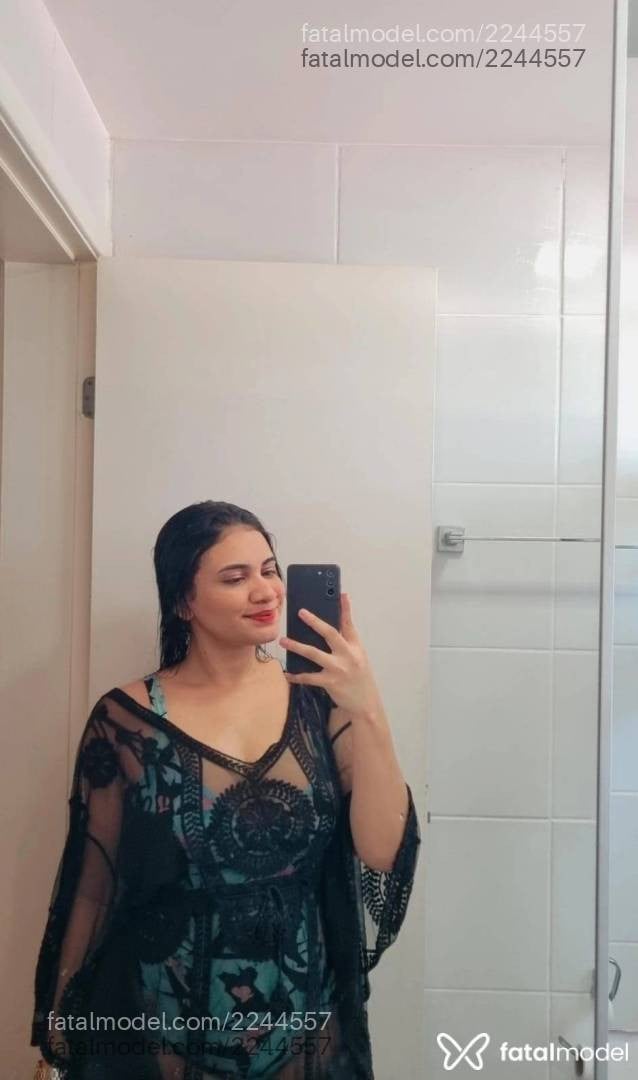 Acompanhante mulher morena (o) de olhos castanhos - Melissa Borges