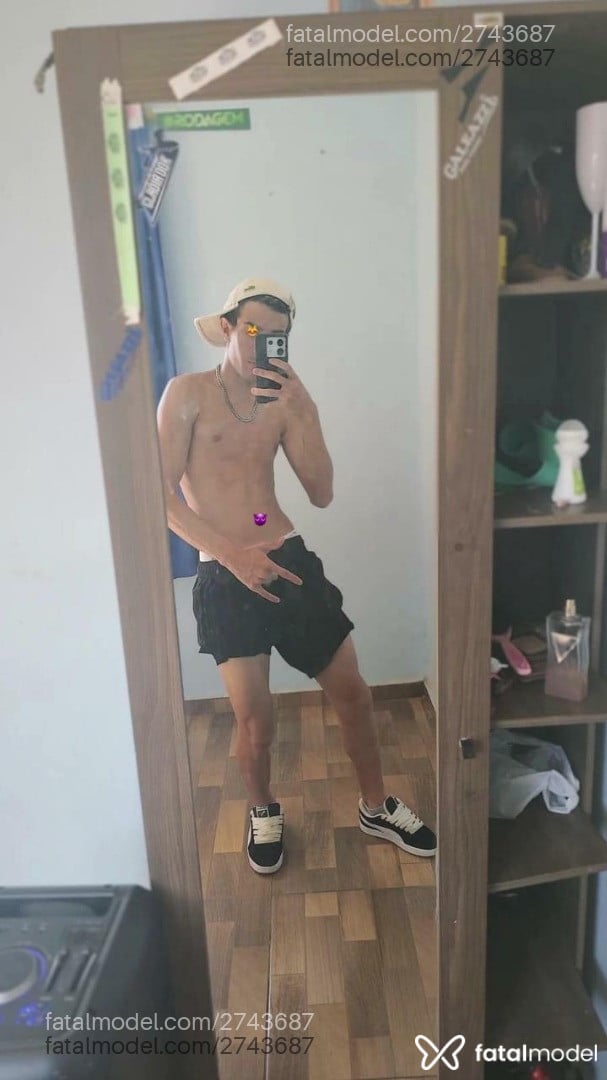 Acompanhante homem morena (o) de olhos castanhos em Virtual Acompanhante homem morena (o) de olhos castanhos em Virtual - Fabricioarruda