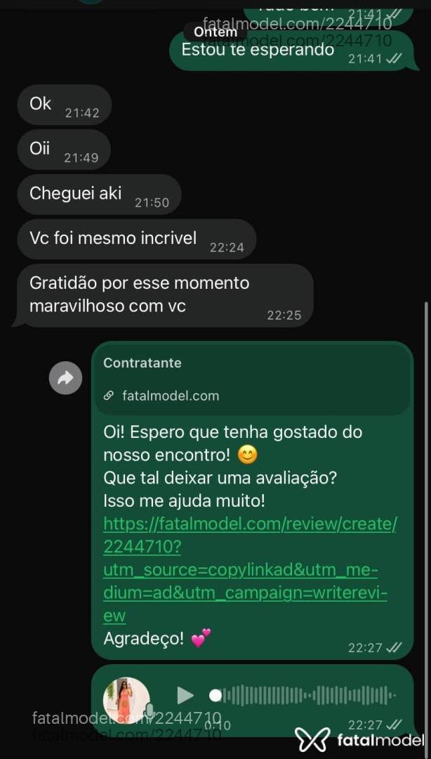 Acompanhante mulher morena (o) de olhos pretos - Hellen