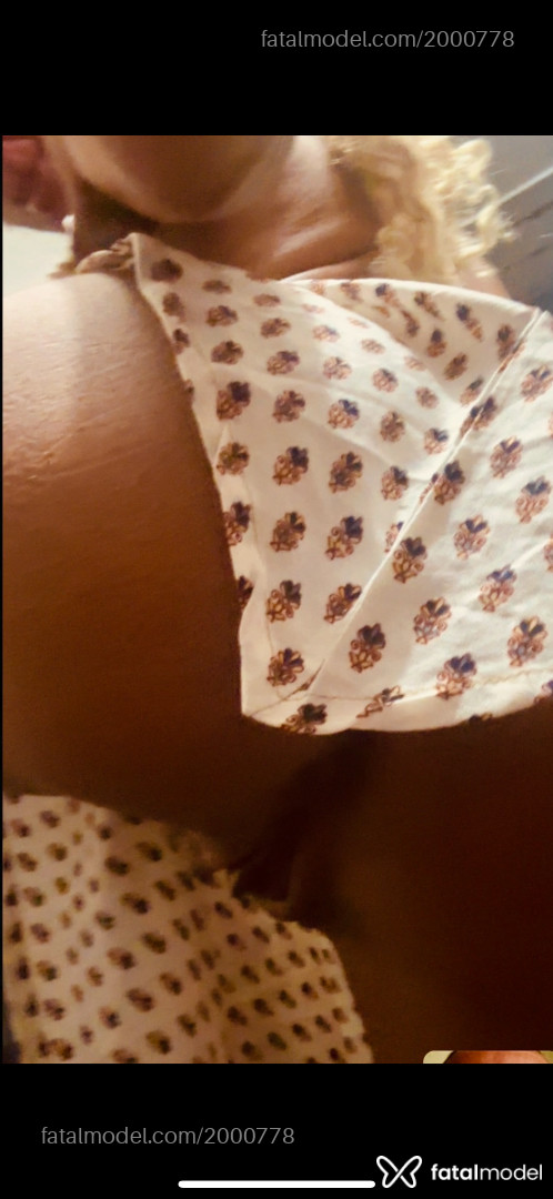 Acompanhante mulher morena (o) de olhos pretos em Virtual - Rebeca
