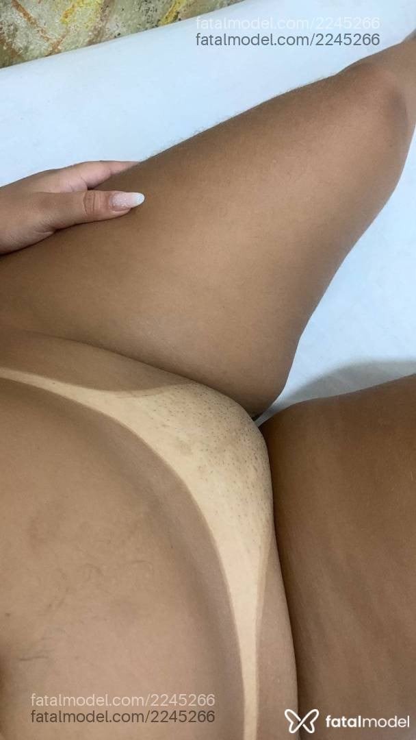Acompanhante mulher morena (o) de olhos castanhos - Melissa Barros