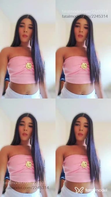 Acompanhante homem trans morena (o) de olhos castanhos em Belo Horizonte - Sofhia
