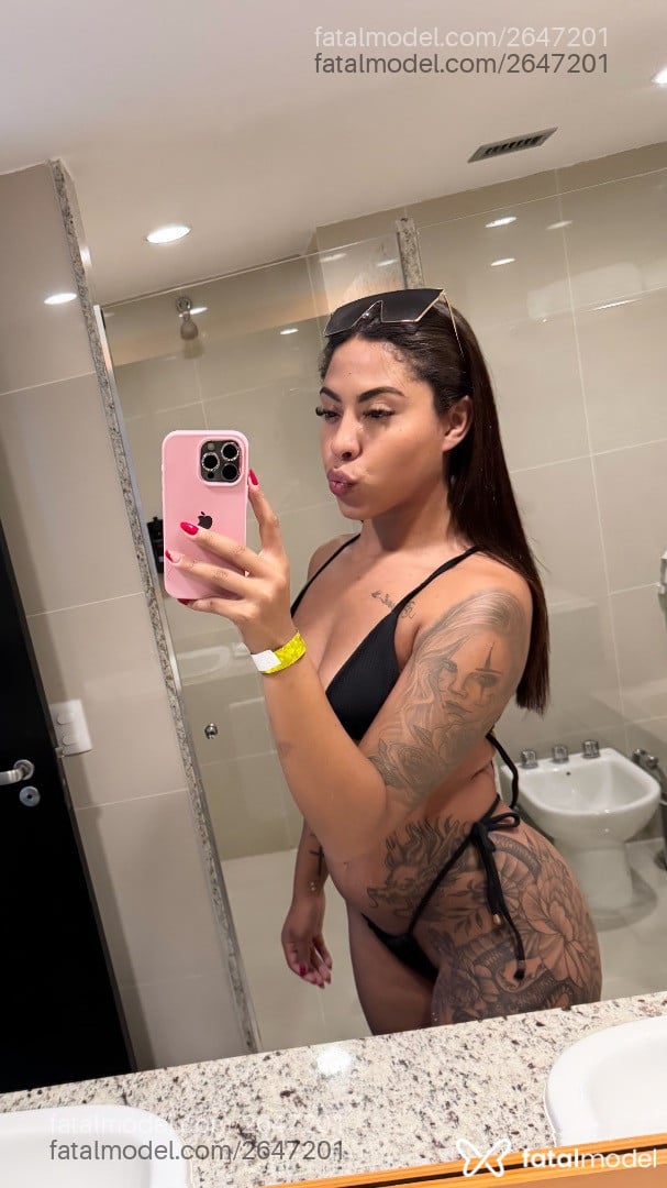Acompanhante mulher morena (o) de olhos castanhos em Ijuí Acompanhante mulher morena (o) de olhos castanhos em Ijuí - Hilary