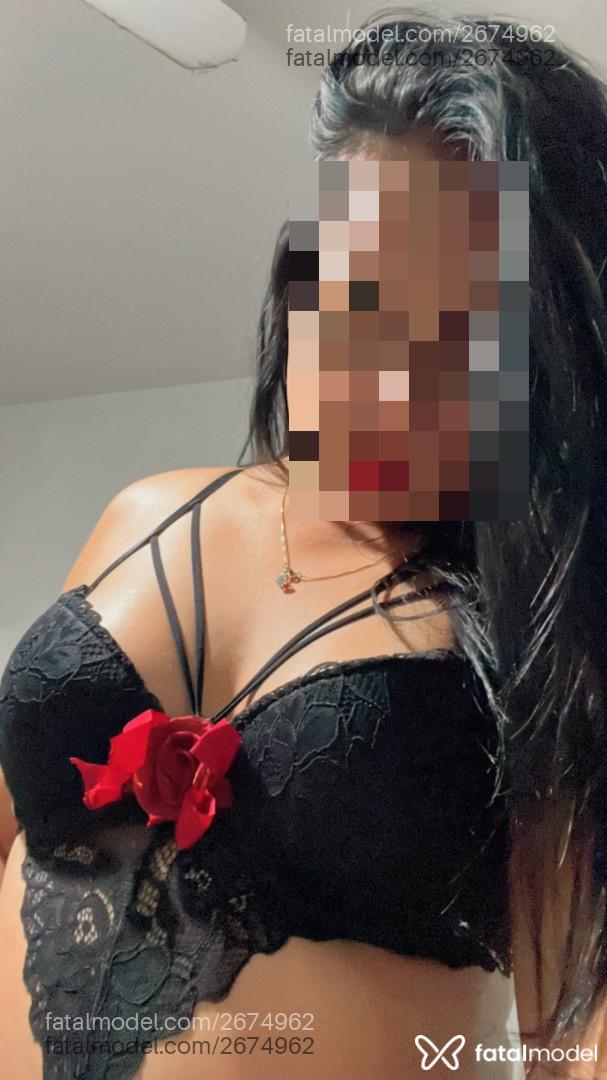 Acompanhante mulher morena (o) de olhos castanhos em Rio de Janeiro - Coral