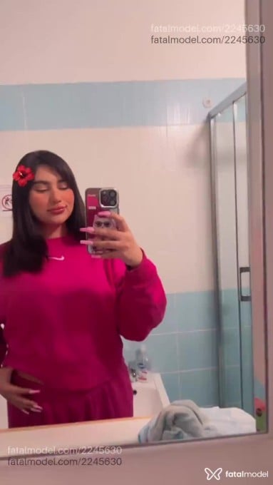 Acompanhante mulher com cabelo castanho de olhos castanhos em Sete Lagoas - Melissa