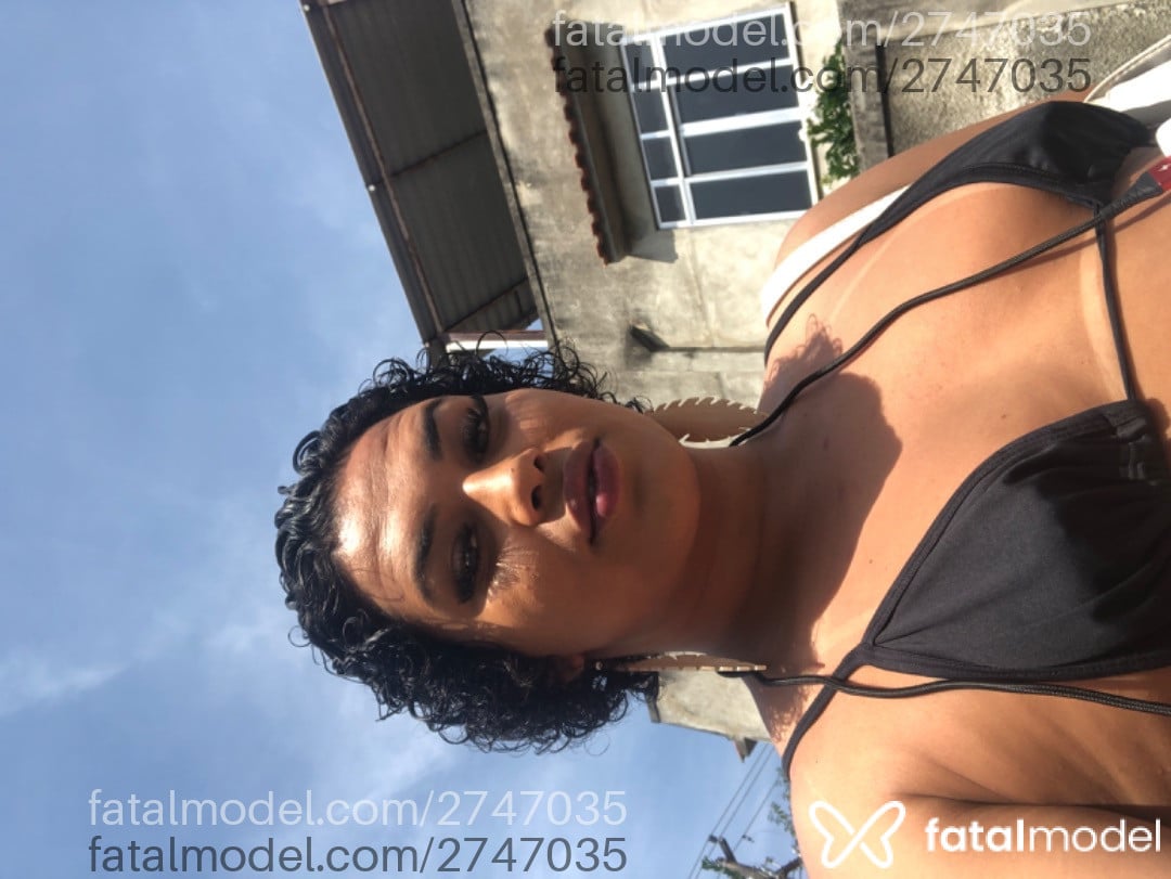 Acompanhante mulher trans morena (o) de olhos castanhos em Niterói - Lele Garcia