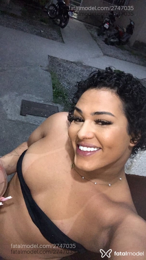 Acompanhante mulher trans morena (o) de olhos castanhos em Niterói - Lele Garcia