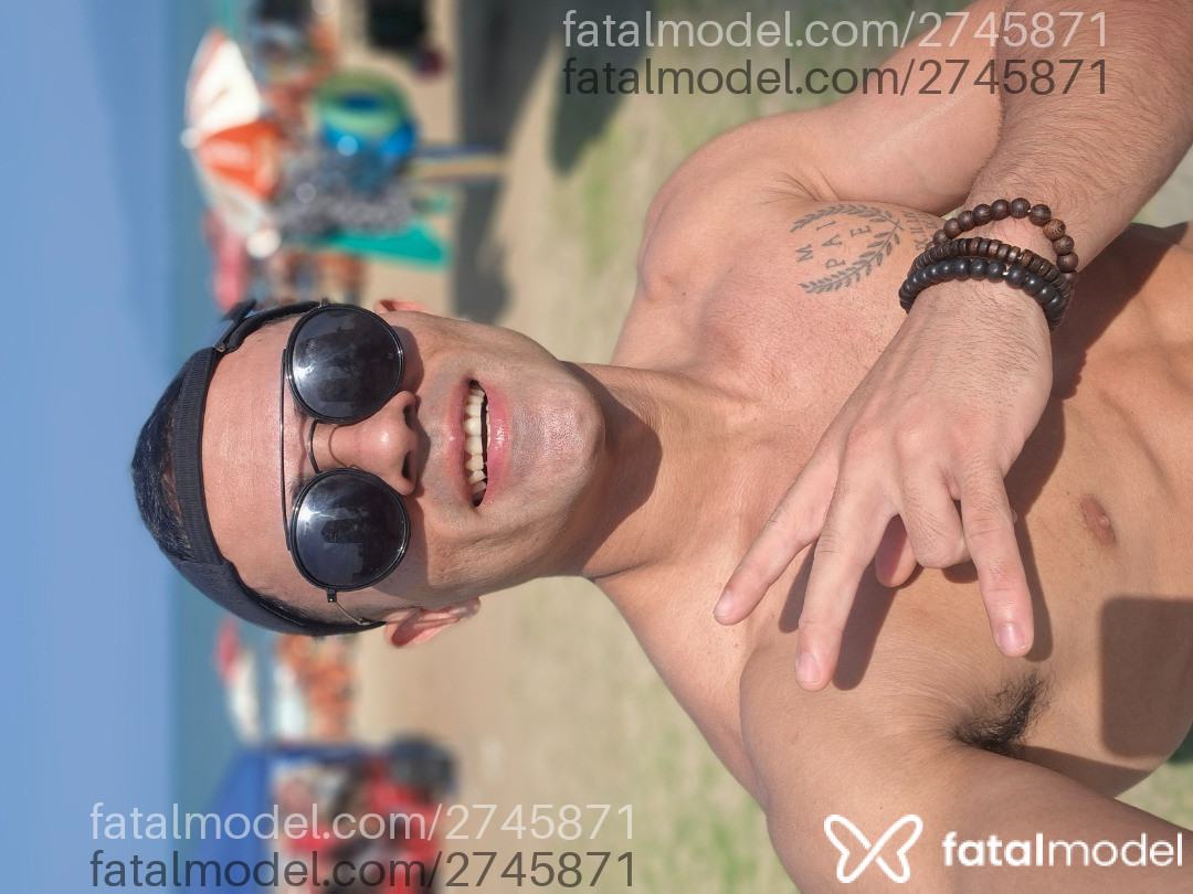 Acompanhante homem com cabelo castanho de olhos castanhos - Cleiton Silva Acompanhante homem com cabelo castanho de olhos castanhos - Cleiton Silva