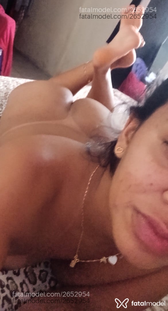 Acompanhante mulher morena (o) de olhos castanhos em Ituiutaba - Ana Clara