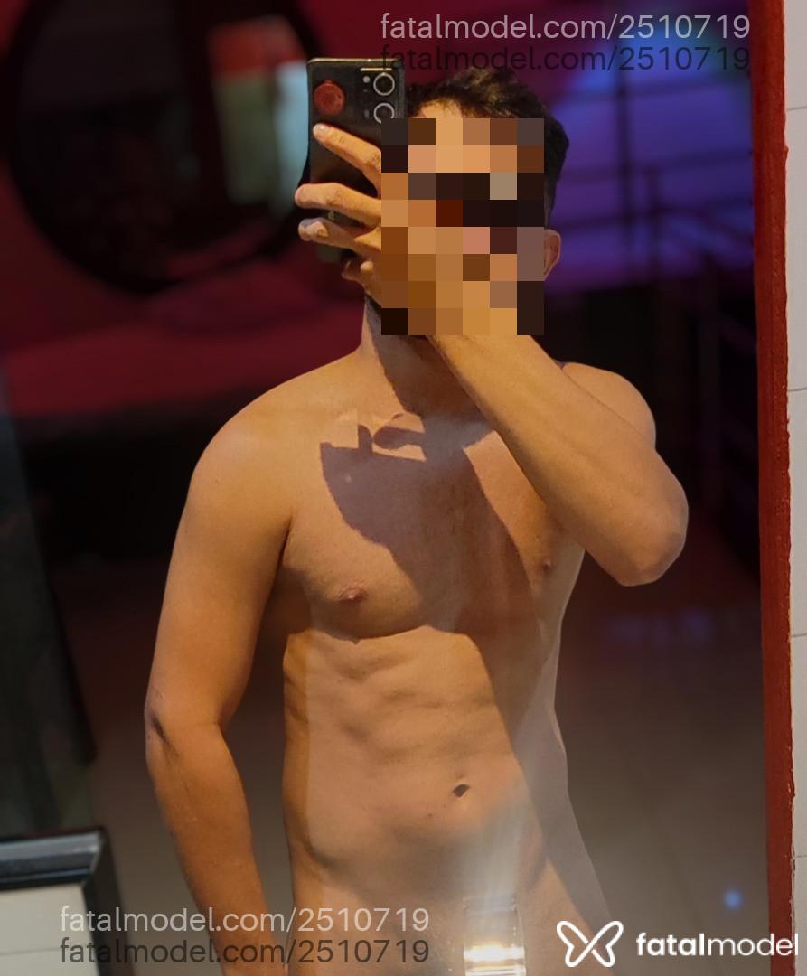 Acompanhante homem com cabelo castanho de olhos castanhos em Marabá - Magic Johny