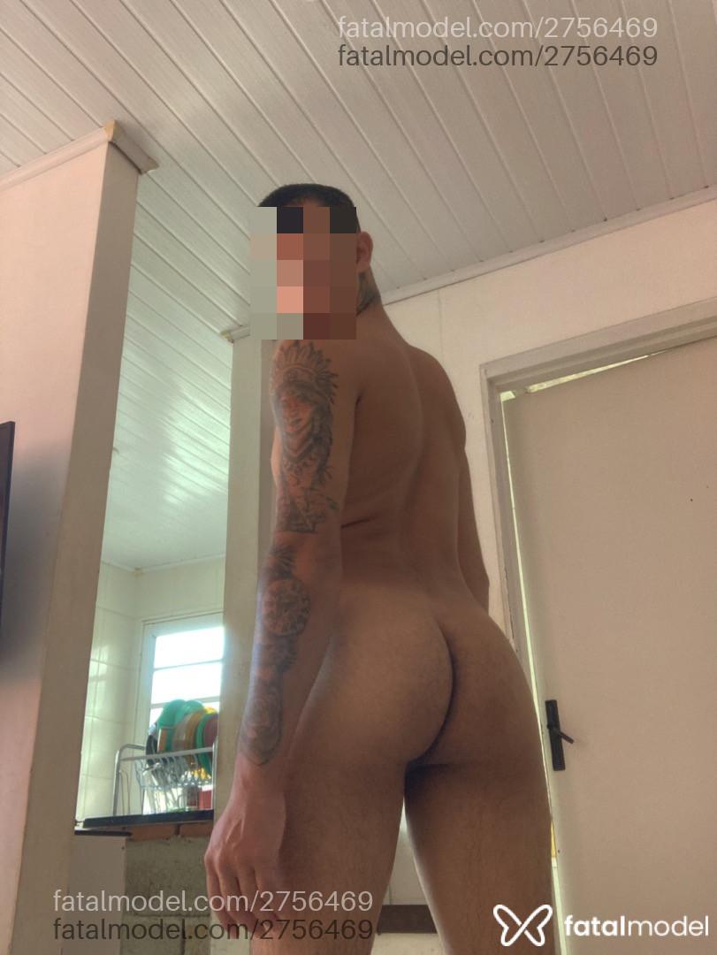 Acompanhante homem morena (o) de olhos castanhos em Caraguatatuba Acompanhante homem morena (o) de olhos castanhos em Caraguatatuba - Soouzasergio