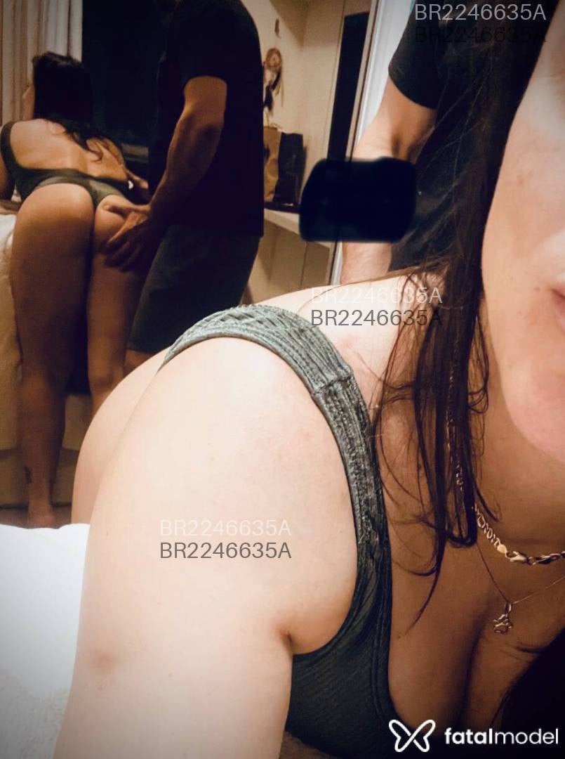 Acompanhante mulher com cabelo castanho de olhos mel em Joinville - Luiza Meireles