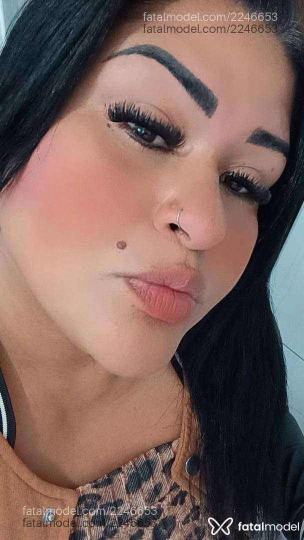 Acompanhante mulher morena (o) de olhos pretos em Campos dos Goytacazes - Adriana
