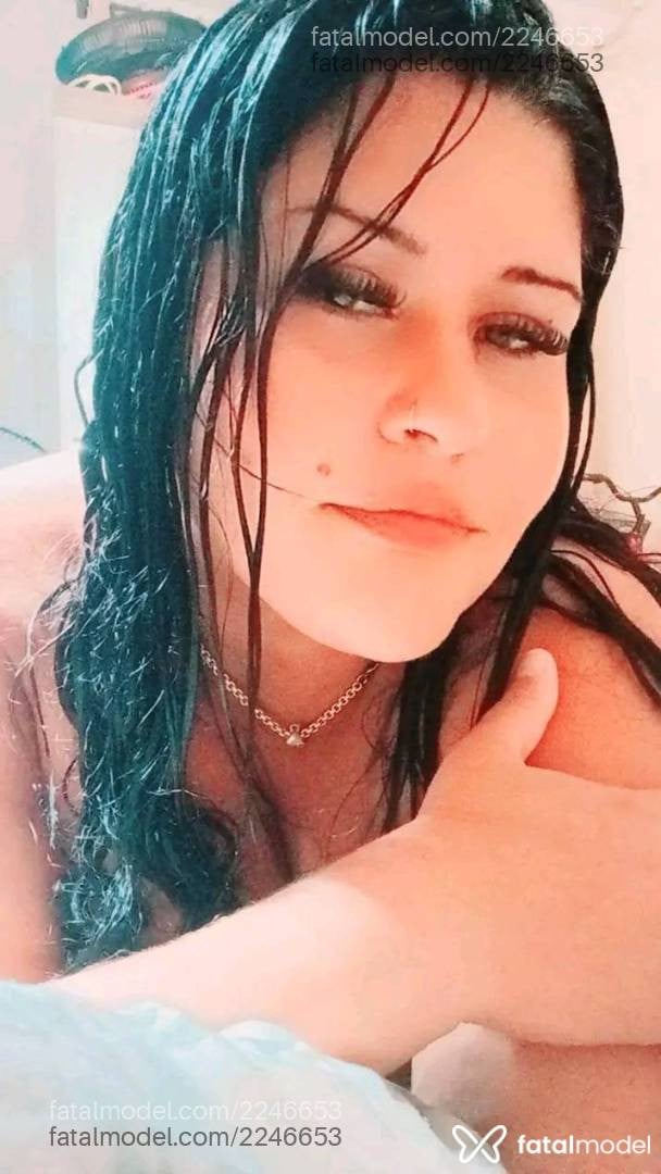 Acompanhante mulher morena (o) de olhos pretos em Campos dos Goytacazes - Adriana