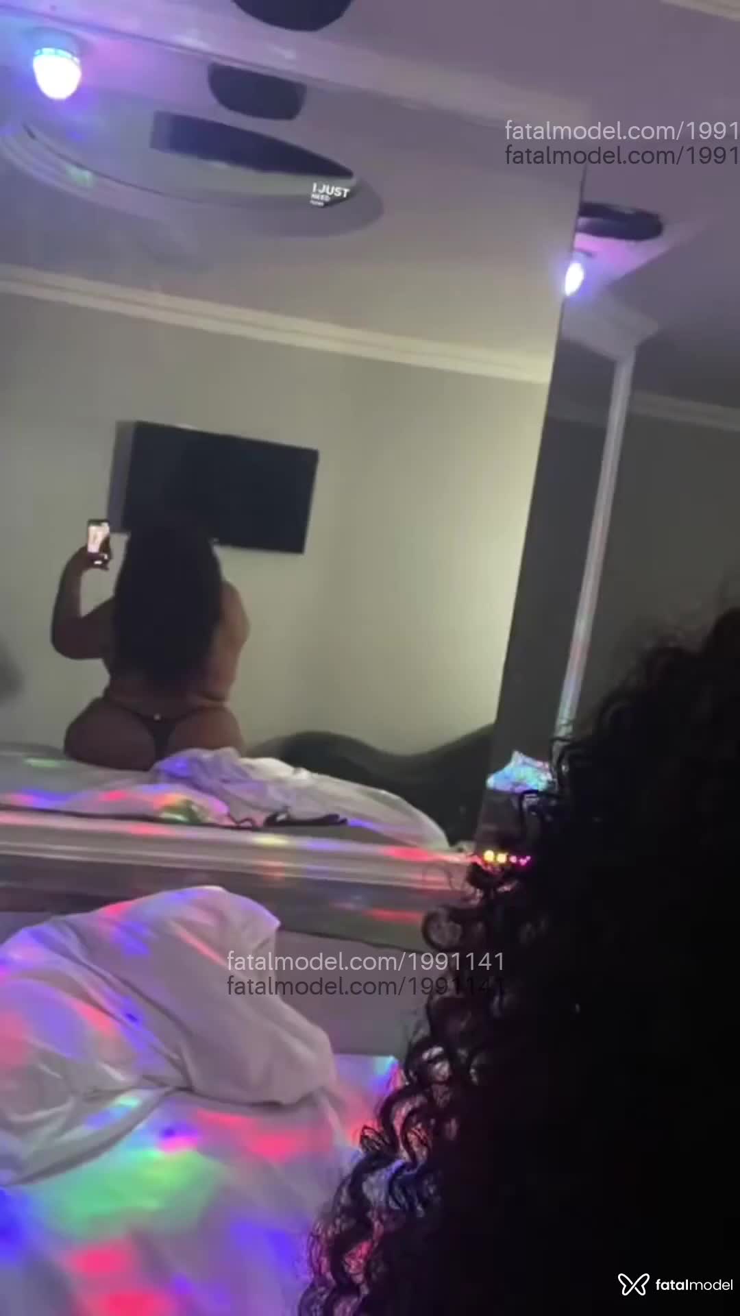 Acompanhante mulher com cabelo castanho de olhos castanhos - Melbbw Acompanhante mulher com cabelo castanho de olhos castanhos - Melbbw