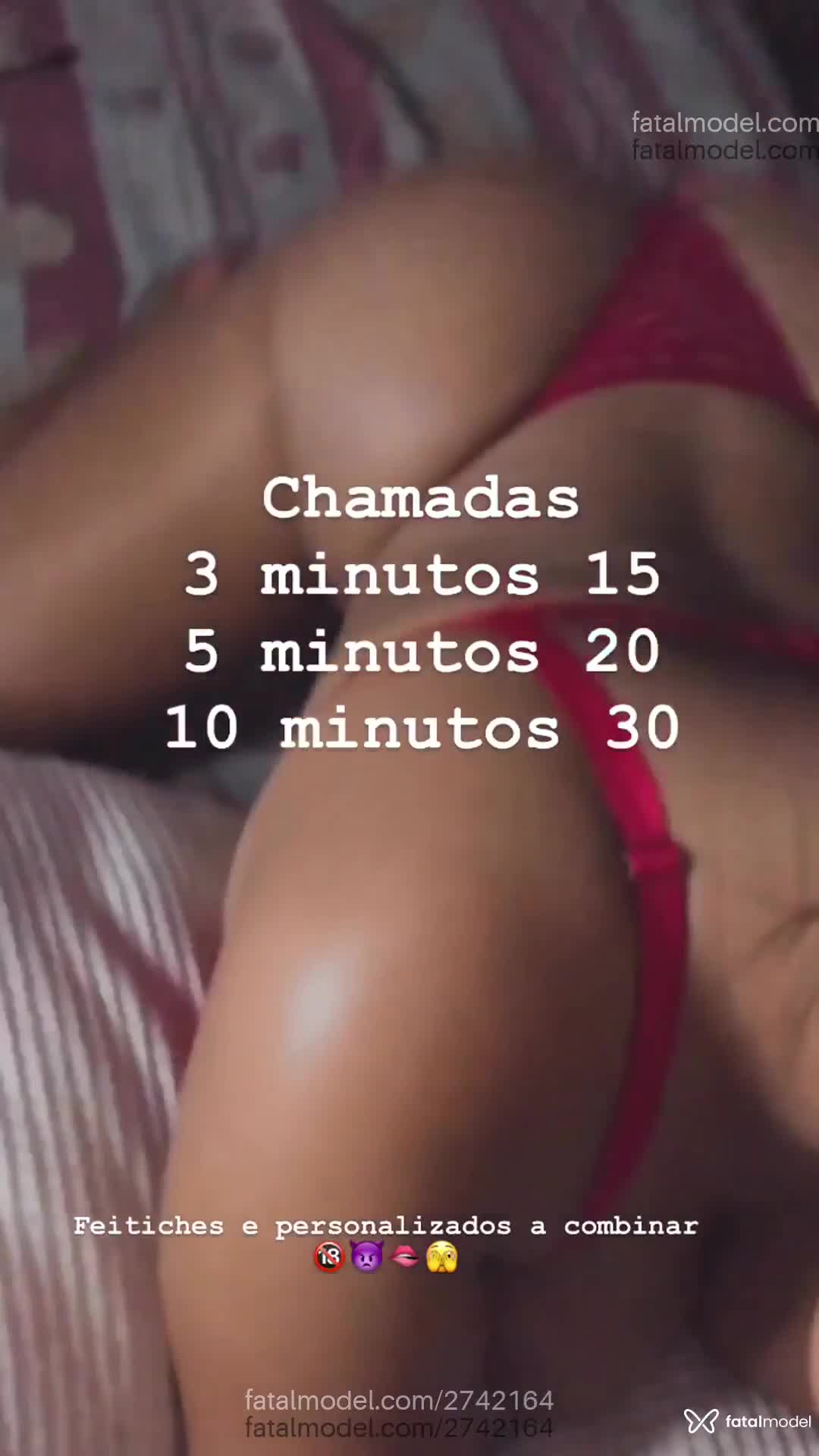 Acompanhante mulher morena (o) de olhos mel em Virtual Acompanhante mulher morena (o) de olhos mel em Virtual - Annaa