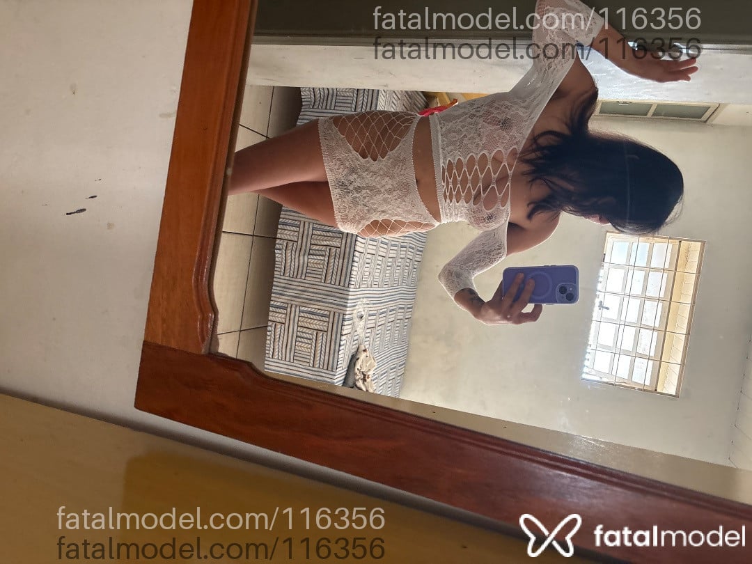 Acompanhante mulher com cabelo castanho de olhos castanhos em Botucatu Acompanhante mulher com cabelo castanho de olhos castanhos em Botucatu - Carmen