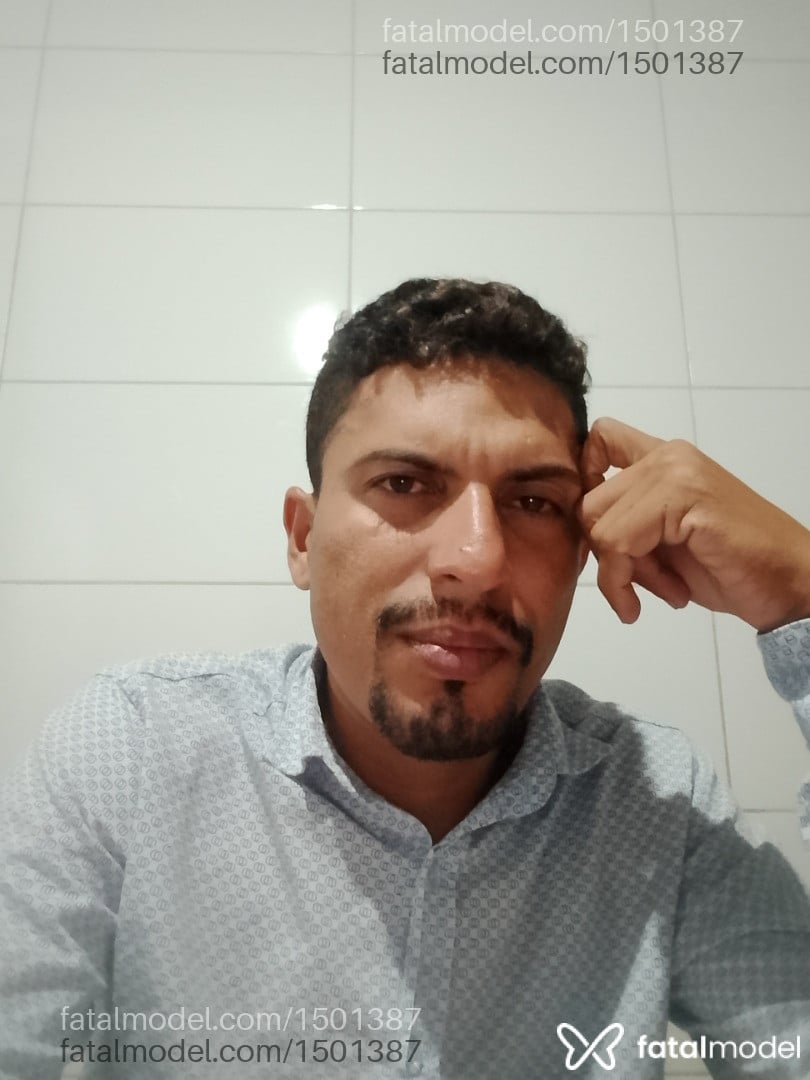 Acompanhante homem morena (o) de olhos castanhos em Aparecida de Goiânia Acompanhante homem morena (o) de olhos castanhos em Aparecida de Goiânia - MARCOS MACHADO
